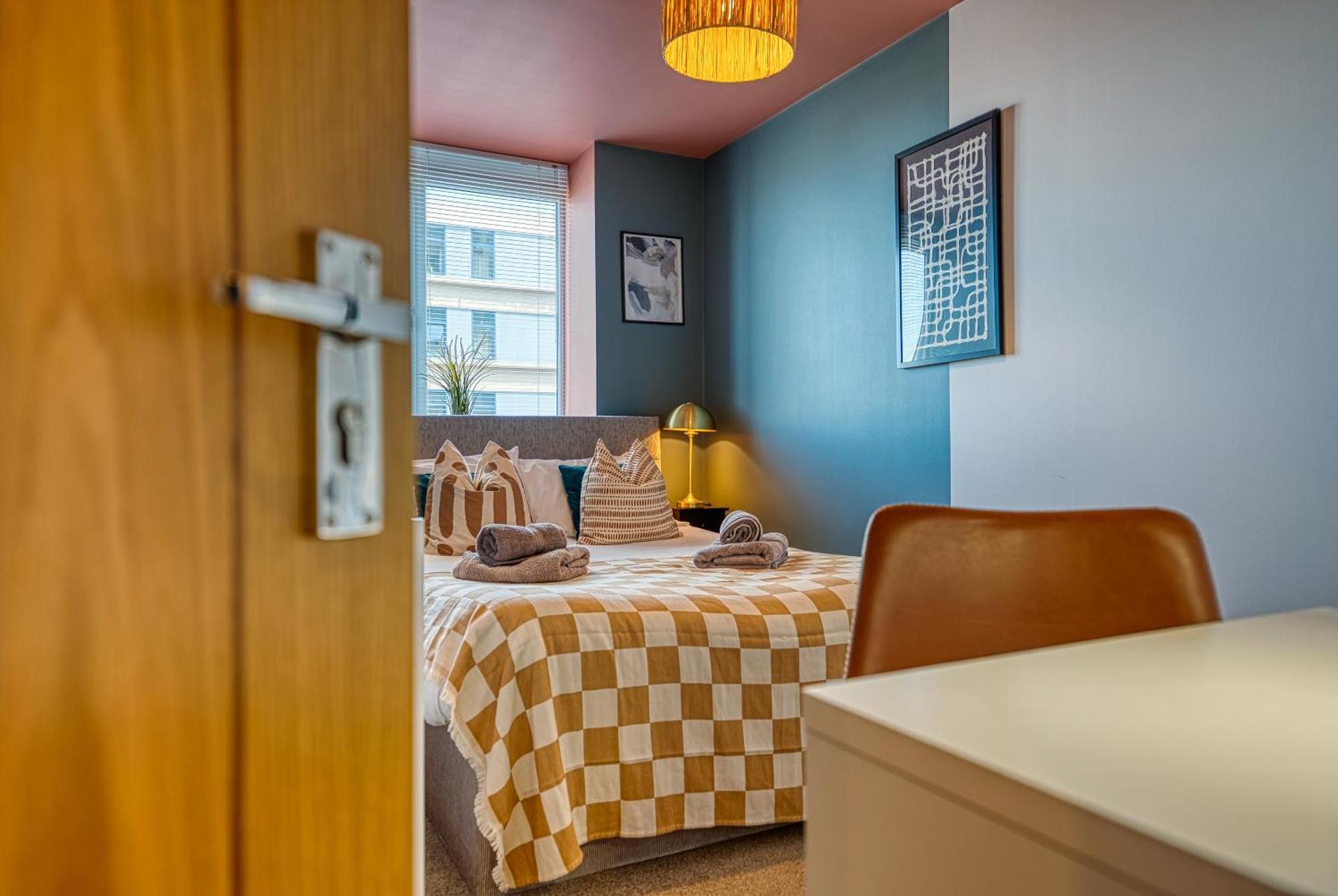 Winter Special Offer!! Cosy 2-Br Stunning City Apartment, Spacious, Sleeps 6, With Onsite Parking - Near Gunwharf Quays & Beach - By Blue Puffin Stays Portsmouth Exterior foto