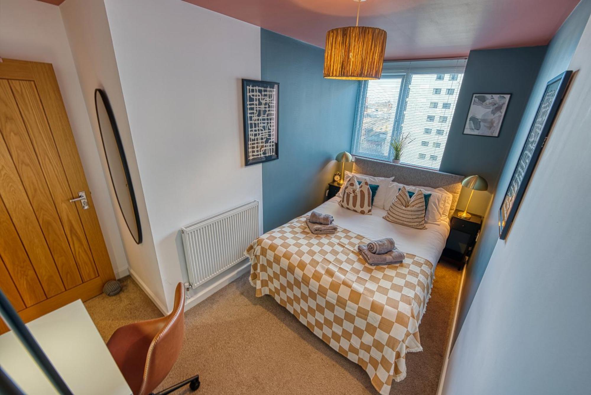 Winter Special Offer!! Cosy 2-Br Stunning City Apartment, Spacious, Sleeps 6, With Onsite Parking - Near Gunwharf Quays & Beach - By Blue Puffin Stays Portsmouth Exterior foto